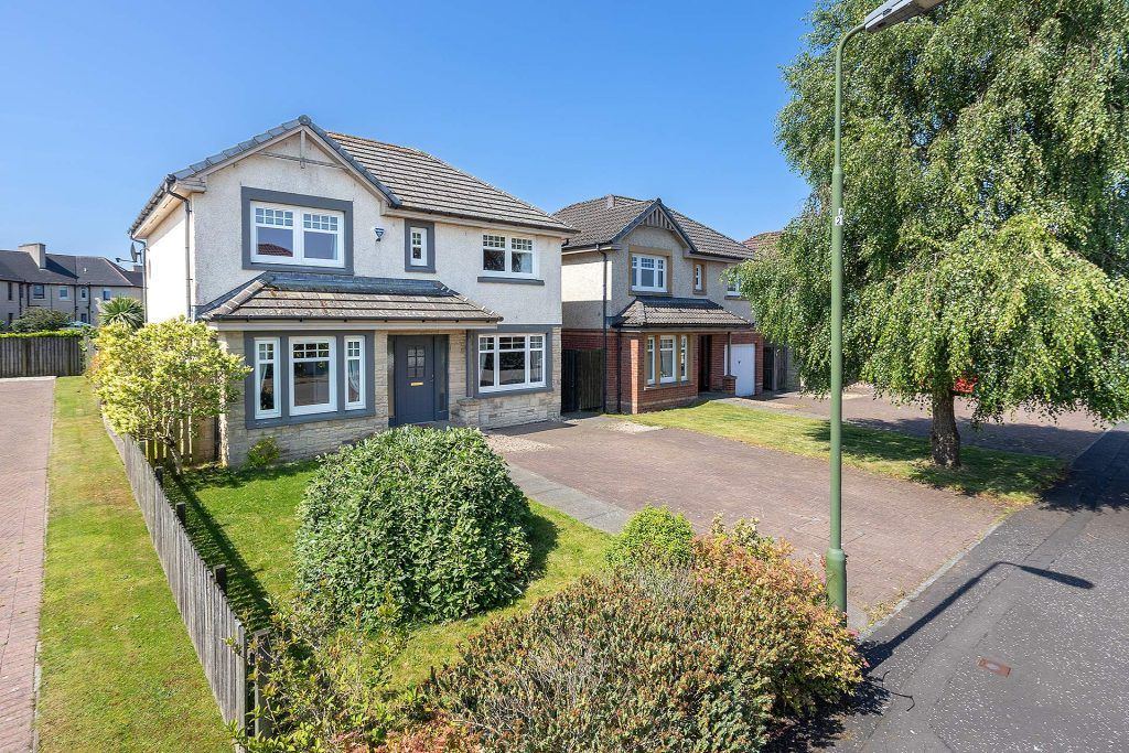 Property photo 1 of 28
