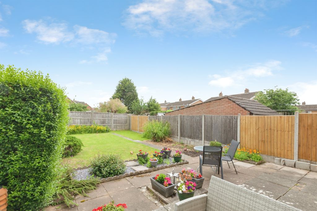 Property photo 2 of 19