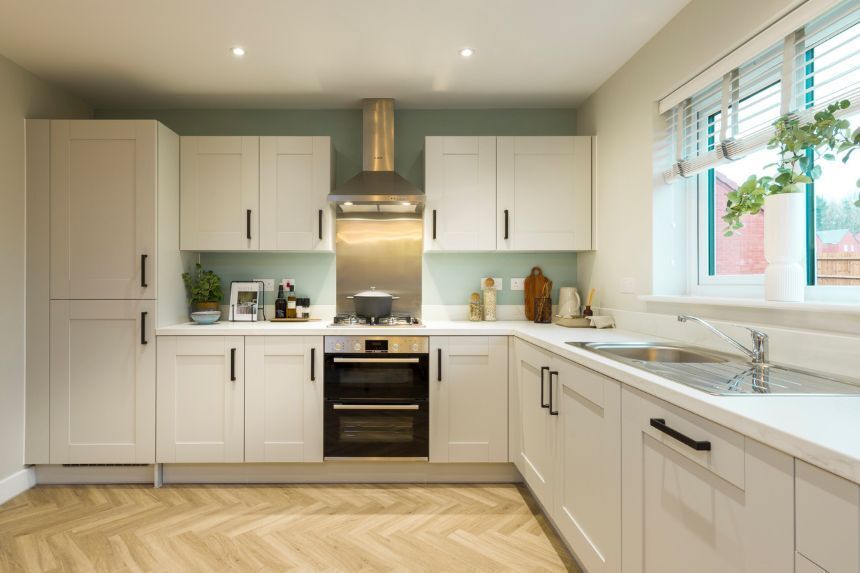 Property photo 2 of 8 Partridge Walk Pembroke Kitchen 860- x 573 (1) 21.8.26