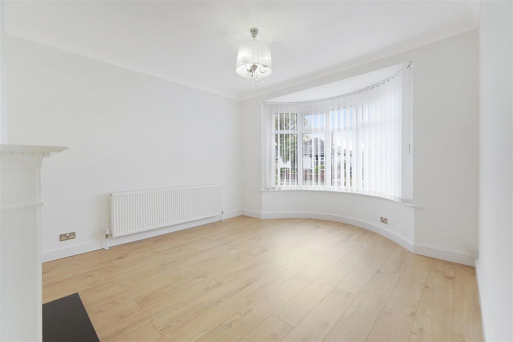 Property photo 2 of 31 Dsc00194.Jpg