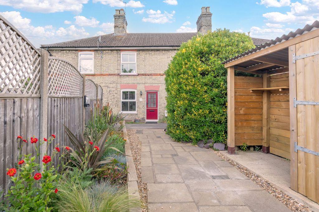 Property photo 1 of 16