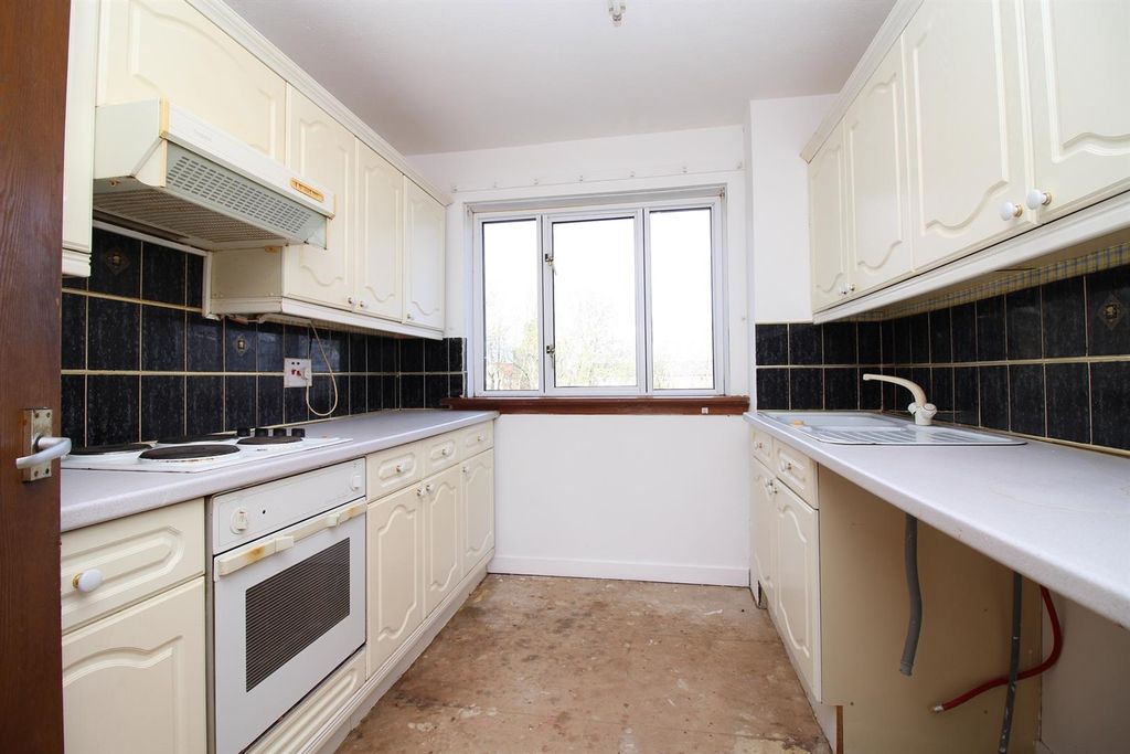 Property photo 3 of 14 5.Jpg