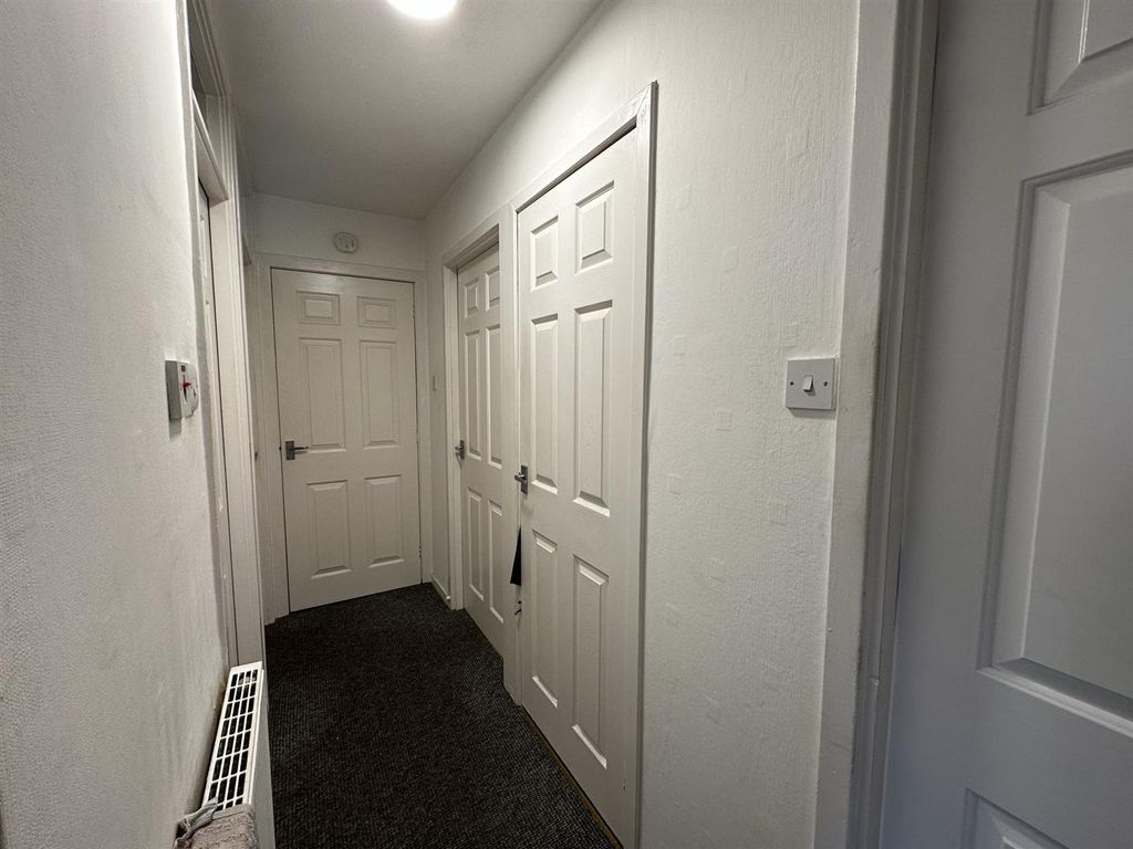 Property photo 3 of 13 Internal Hallway