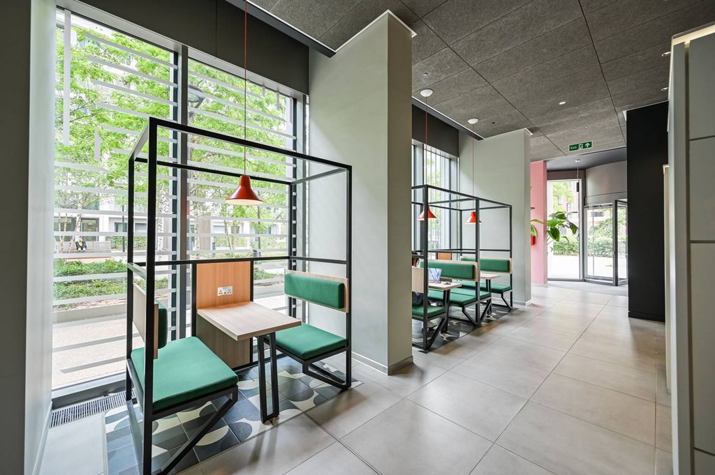 Property photo 1 of 19