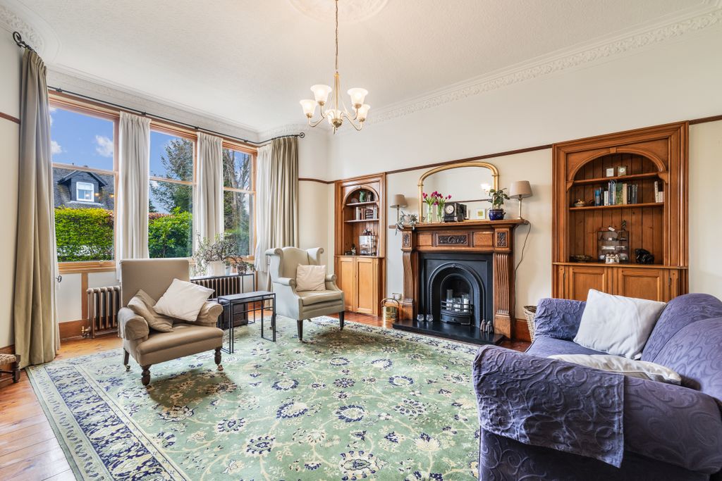 Property photo 2 of 47