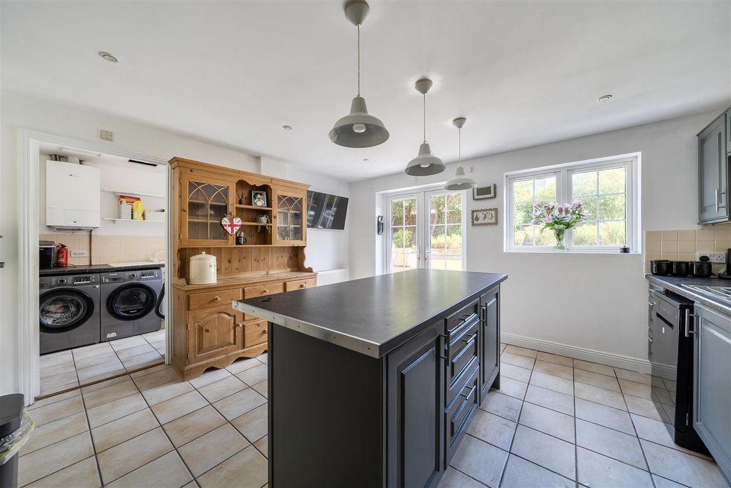 Additional image 5 of 5 bed detached house for saleWestbury Way, Blandford Forum DT11