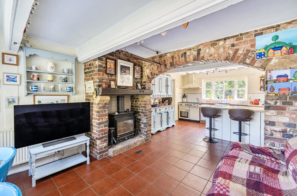 Property photo 3 of 33 1488463-9-6A56689...