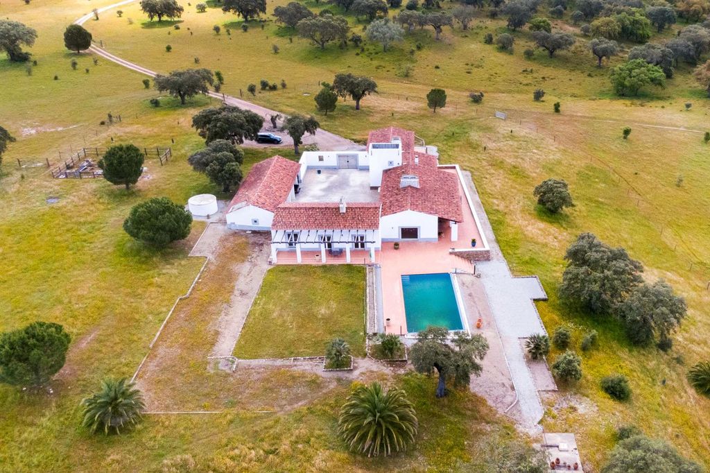 Property photo 1 of 19 Image