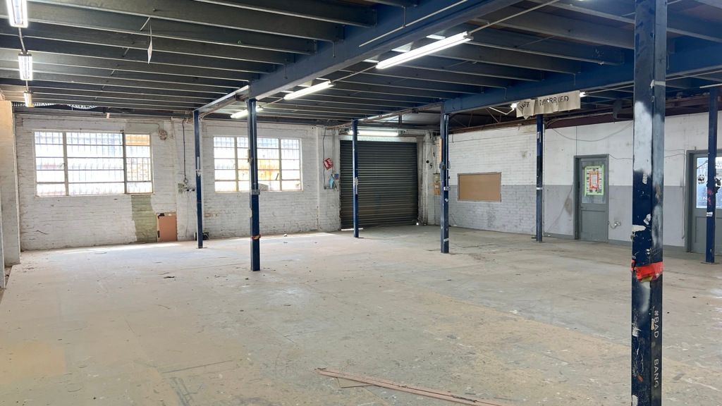 Property photo 2 of 7 Photo 2