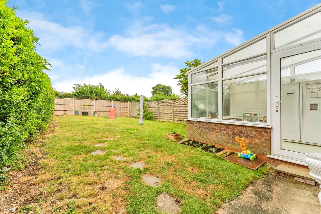 Property photo 3 of 17