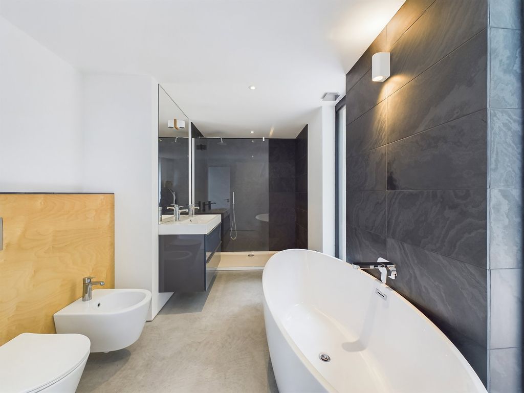 Additional image 11 of 5 bed detached house to rentHigher Trewrong, Polmear Hill, Par PL24