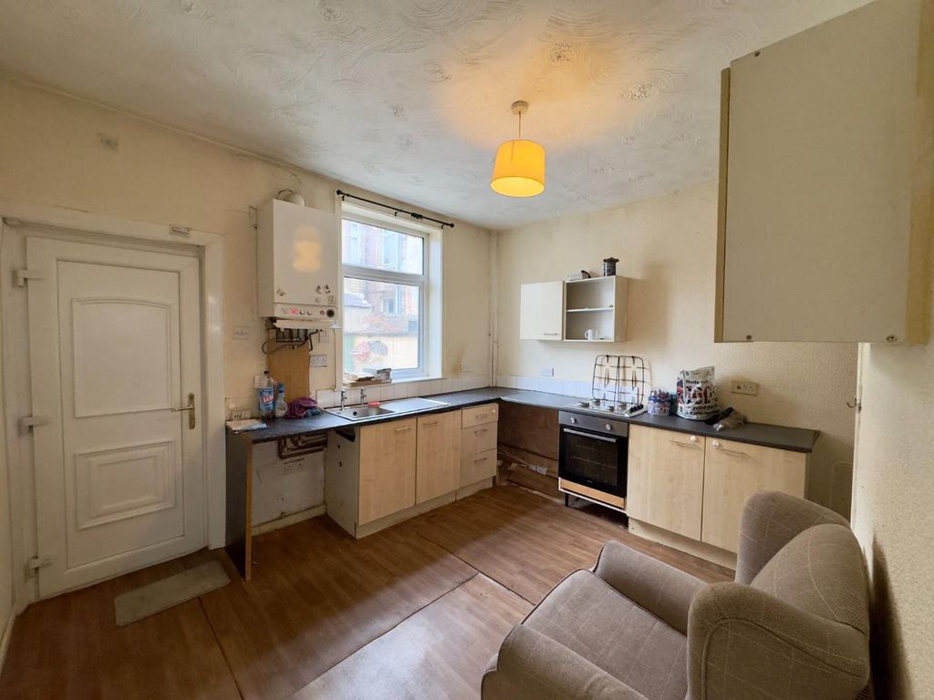 Property photo 3 of 9 Image00009.Jpeg