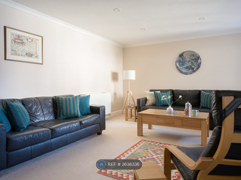 Property photo 2 of 13 Sitting Room