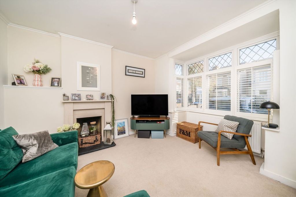 Property photo 2 of 7