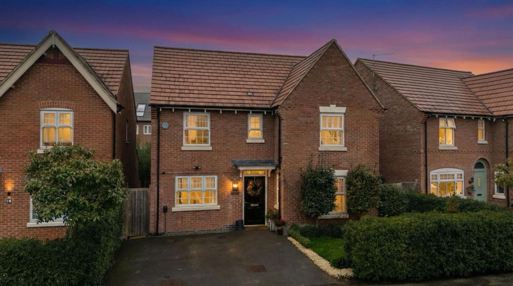 Property photo 1 of 25