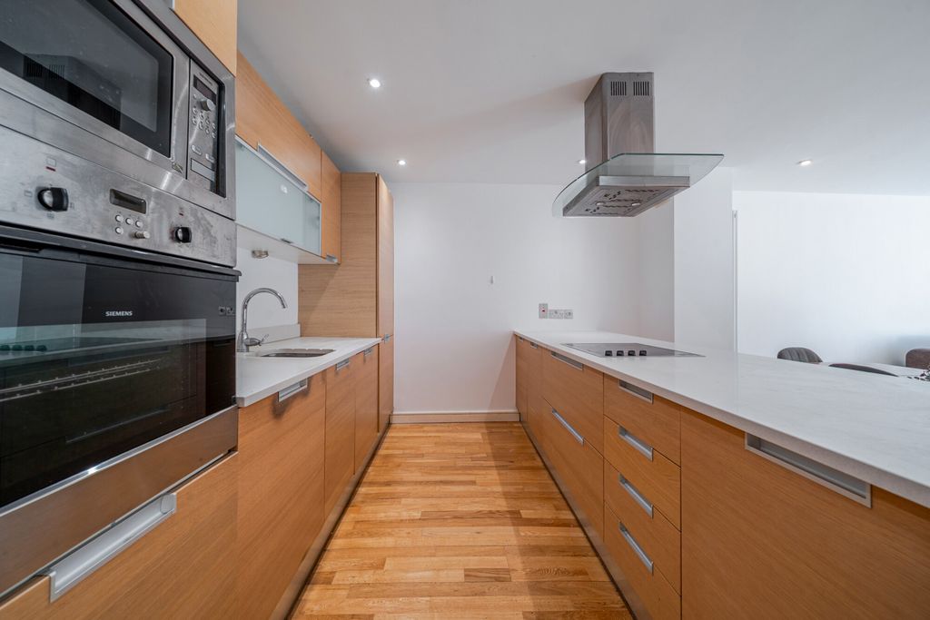 Property photo 3 of 20 1487449-20-6A55E6...