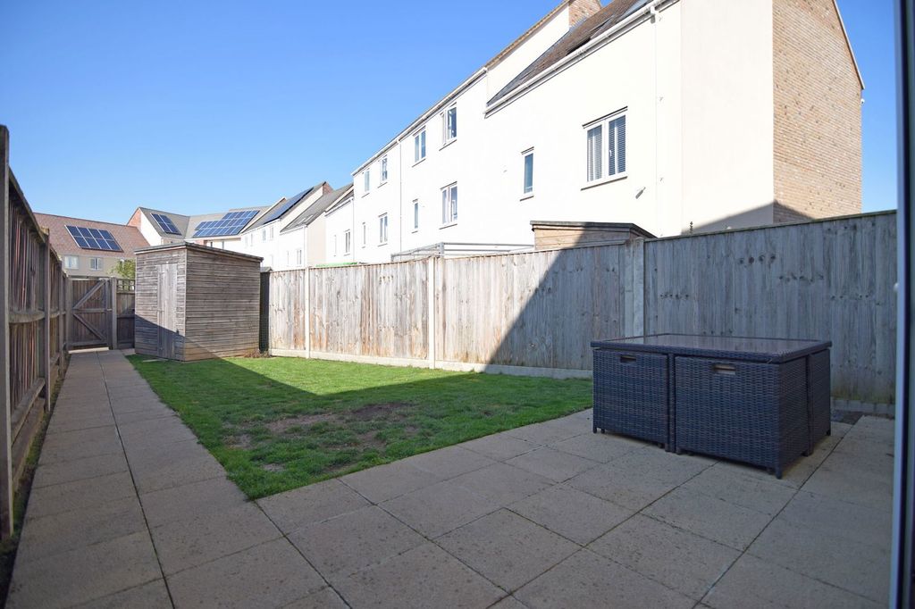 Property photo 3 of 14