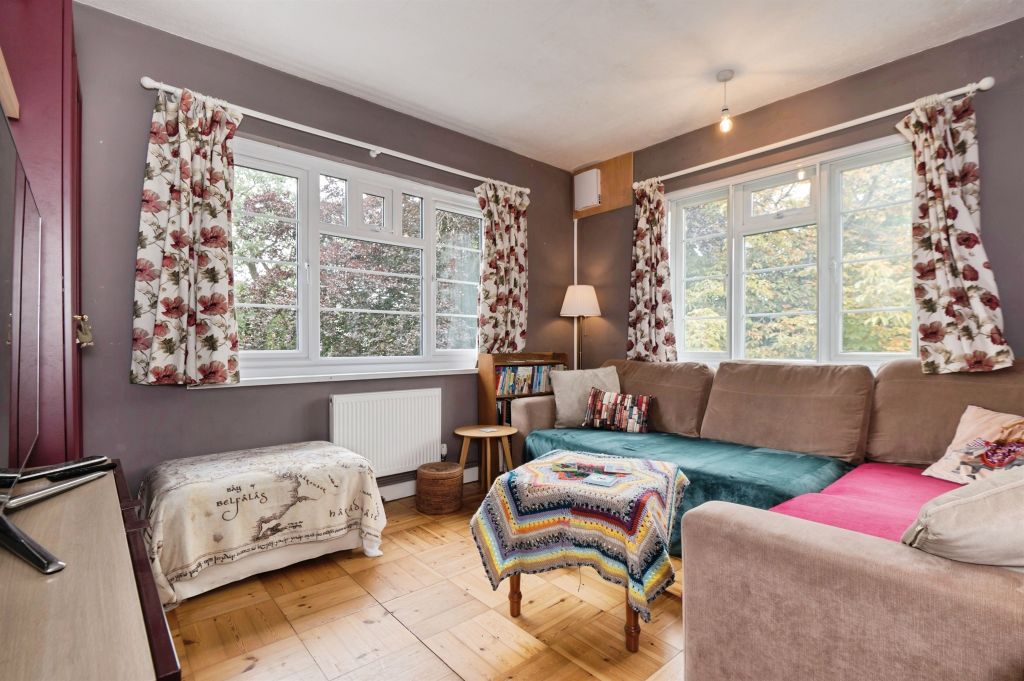 Property photo 2 of 14