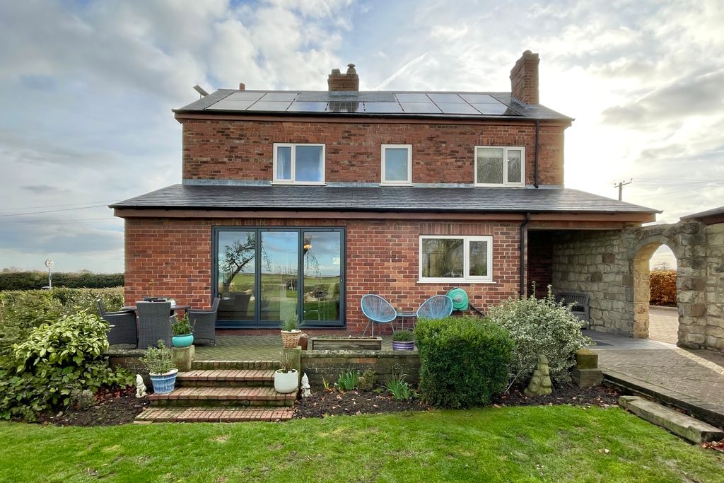 Property photo 3 of 37 37