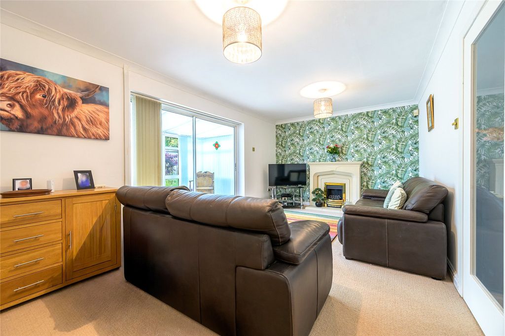 Property photo 2 of 30 Picture No. 45