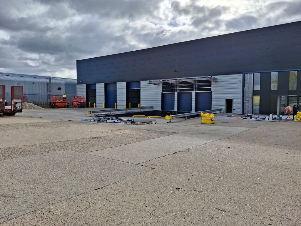 Property photo 3 of 8 Photo 15