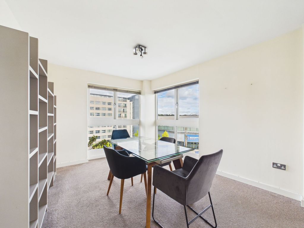 Property photo 3 of 15 Dining Area