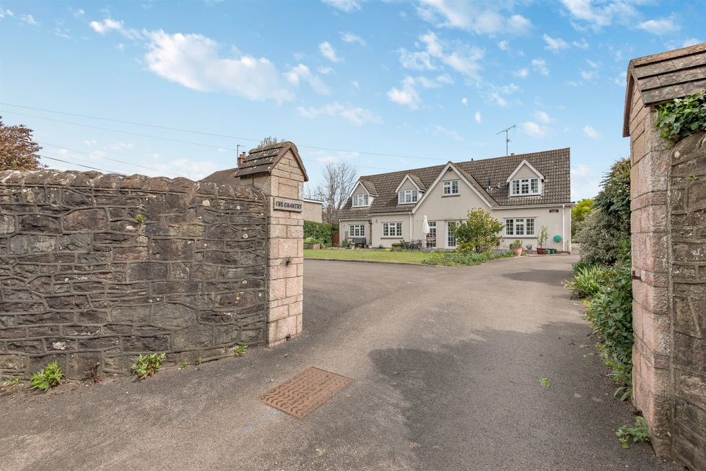 Additional image 14 of 1 bed flat for saleThe Parade, Monmouth, Monmouthshire NP25