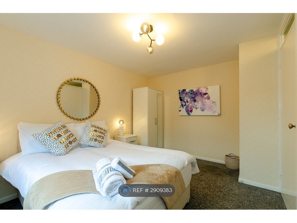 Property photo 1 of 34