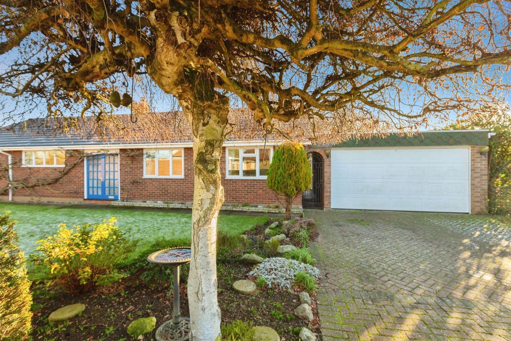 Property photo 2 of 20