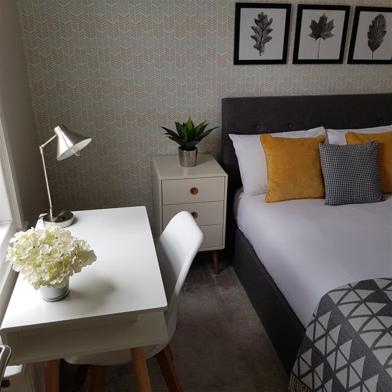 Property photo 1 of 10 Bed 5