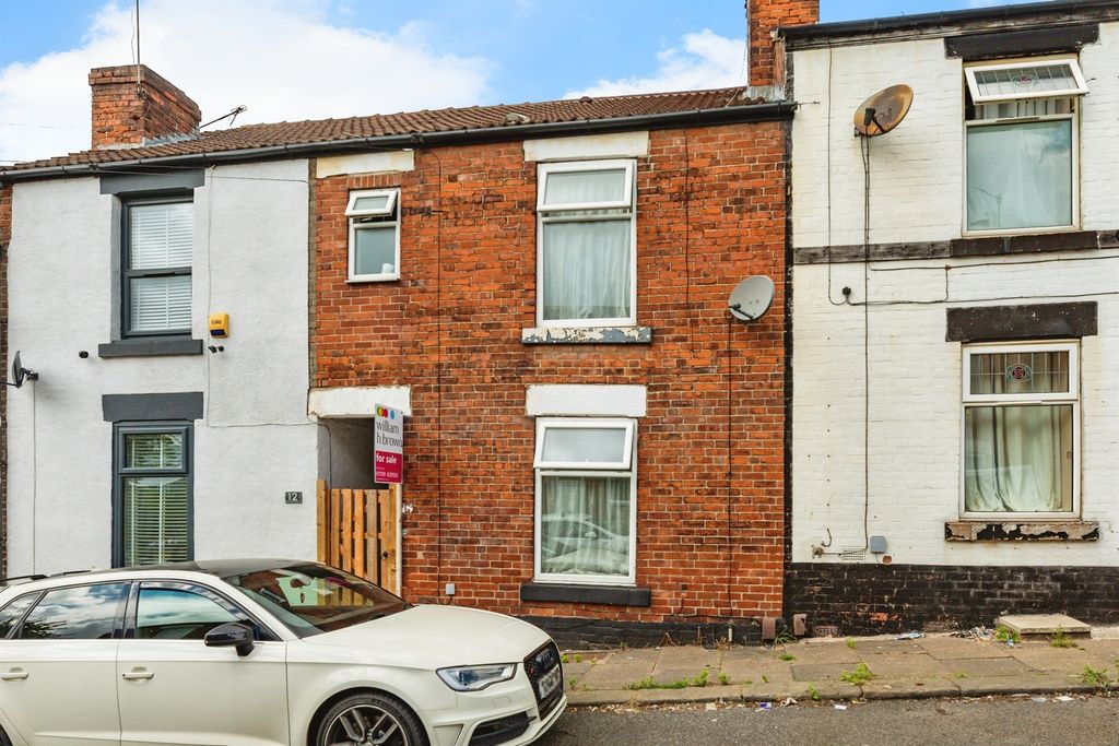 Property photo 1 of 11