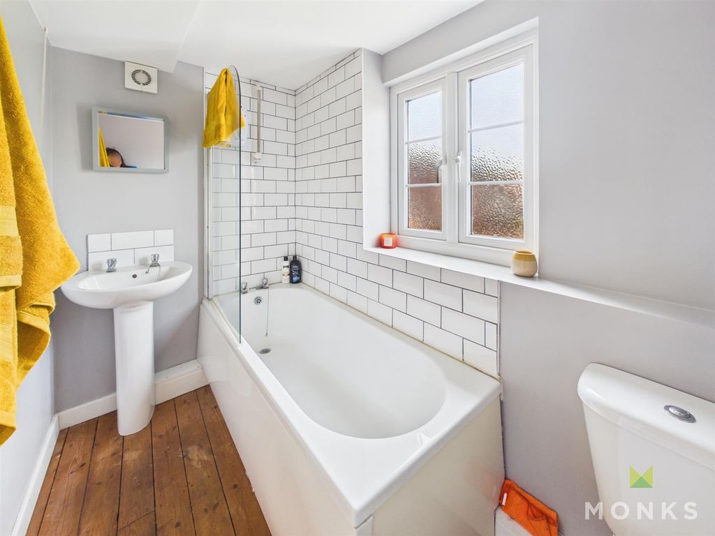 Additional image 33 of 3 bed cottage for saleChristmas Cottage, Shawbury, Shrewsbury SY4