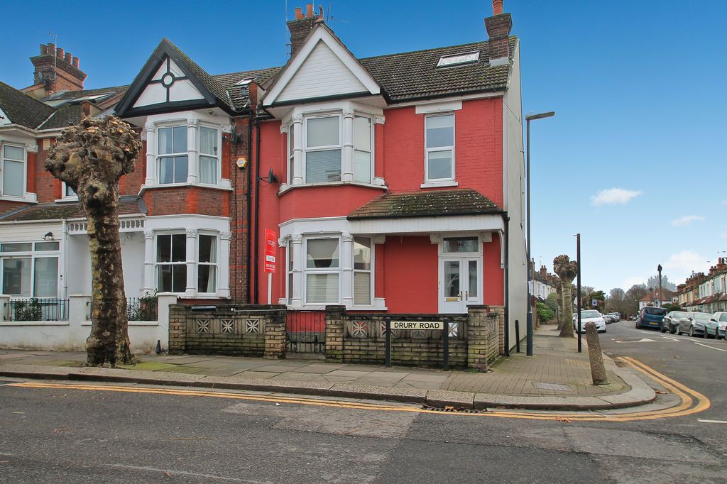 Property photo 1 of 19 Photo 1