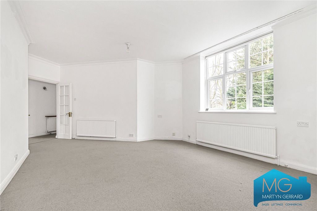 Property photo 2 of 13 Picture No. 57