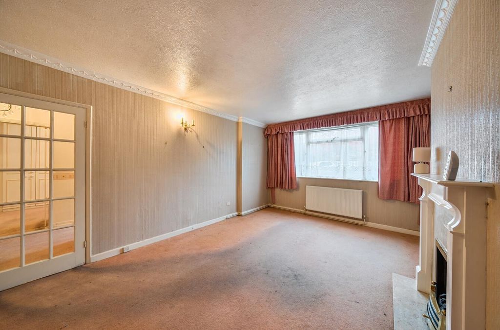 Property photo 2 of 10 Davidson Frost-Wellings, Dfw, Malcolm Court, Livin