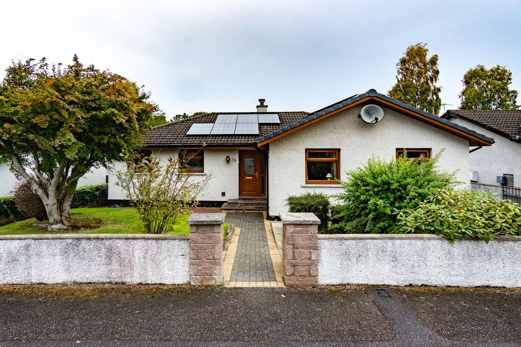 Property photo 1 of 42