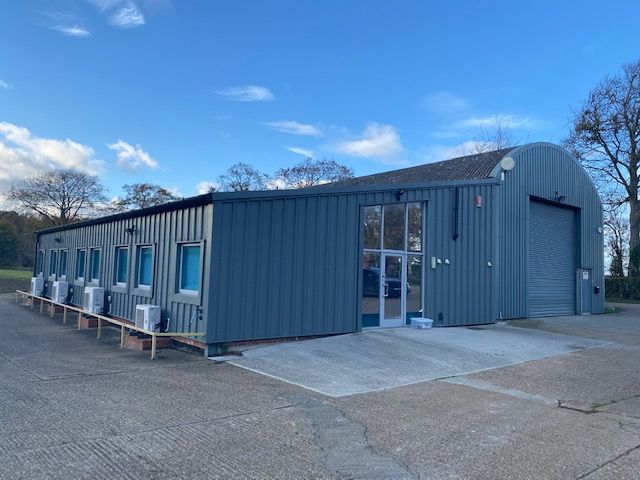 Property photo 1 of 8