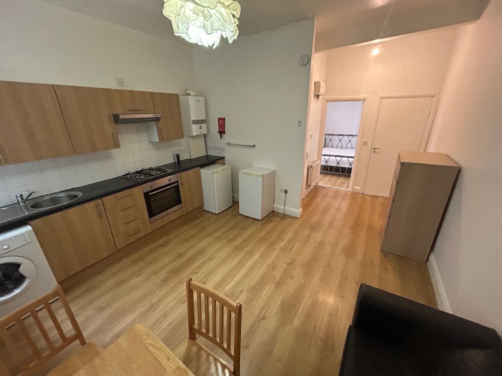 Property photo 2 of 6 Img_7608