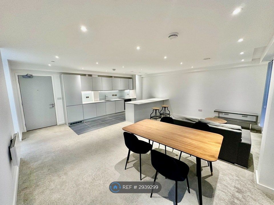 Property photo 1 of 3