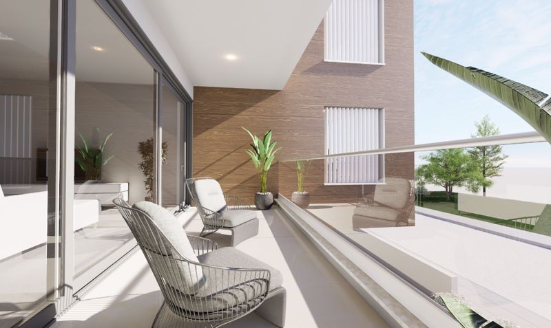 Property photo 2 of 12 Balcony - Artist...