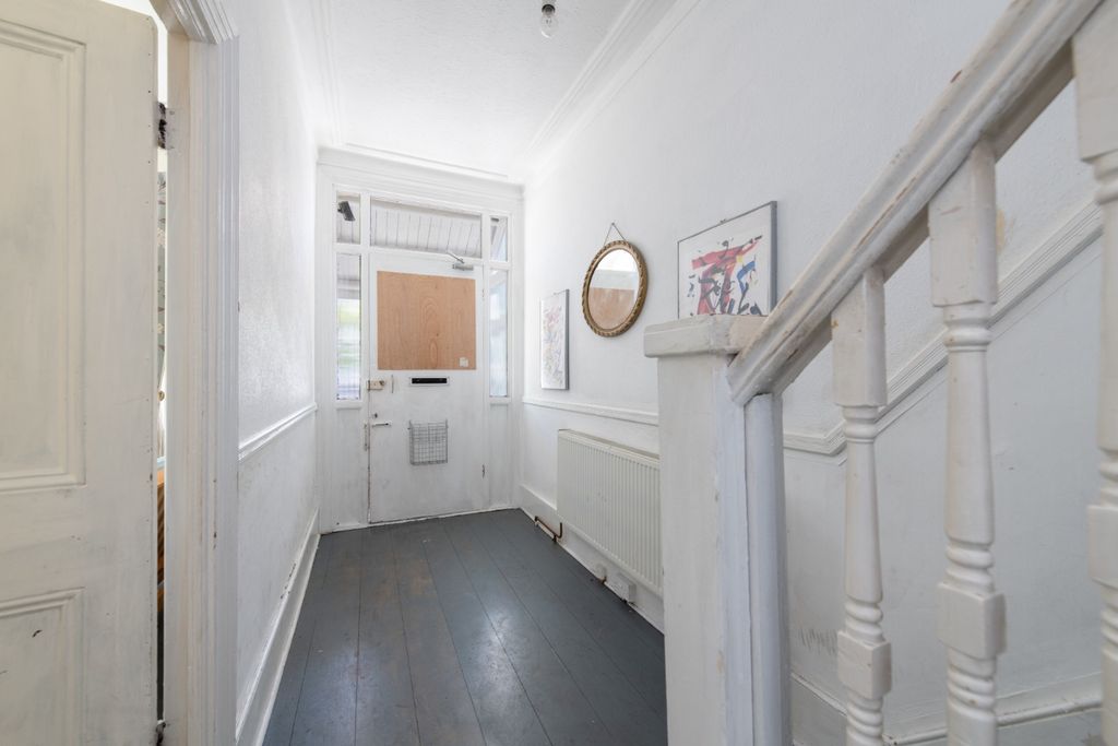 Property photo 3 of 25 5245652
