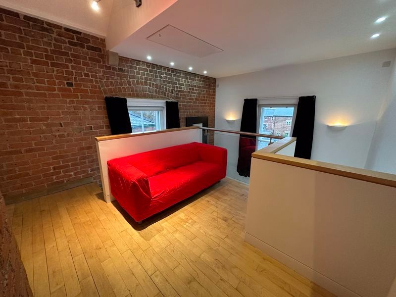 Property photo 2 of 19 Photo 13