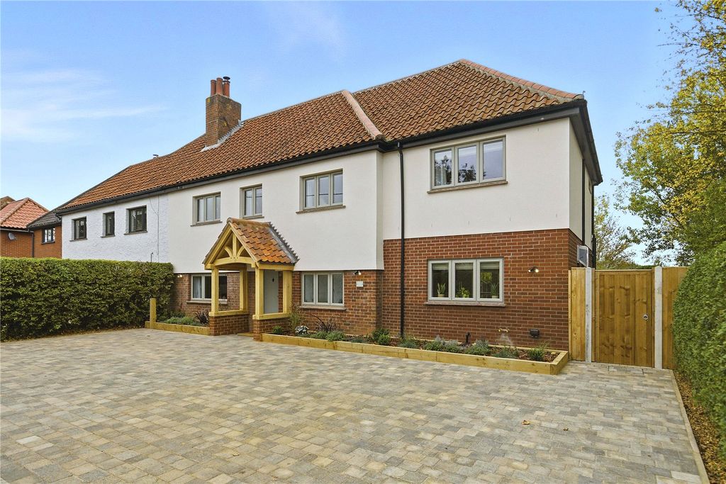 Property photo 1 of 53 Picture No. 01