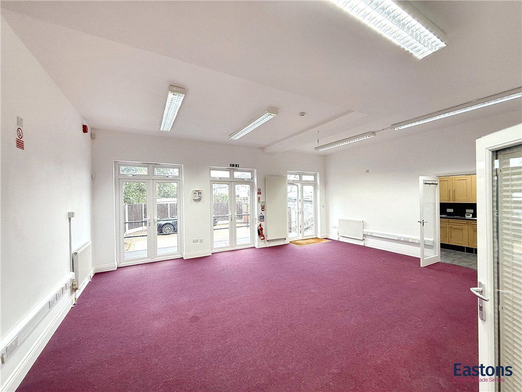 Property photo 2 of 24 Picture No. 06