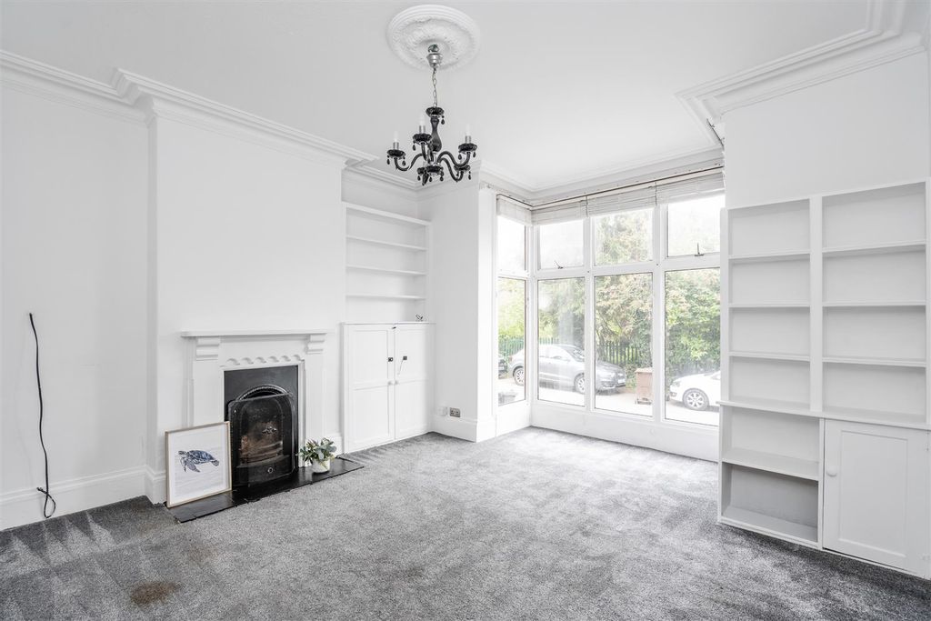 Property photo 2 of 19 7 Station Road_1.Jpg
