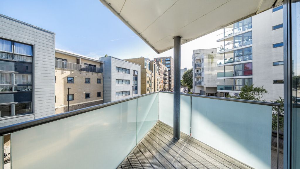 Property photo 3 of 20