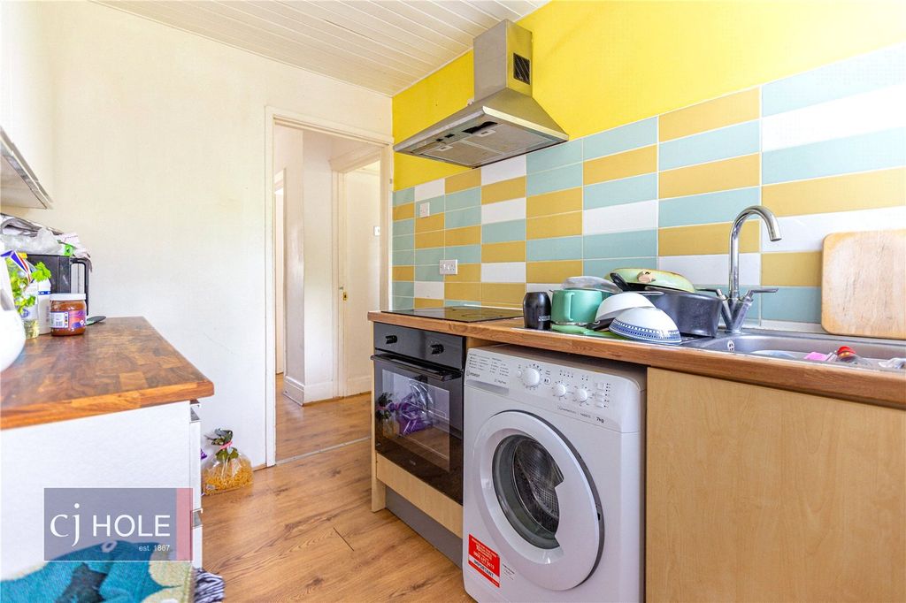 Property photo 1 of 12 Picture No. 20