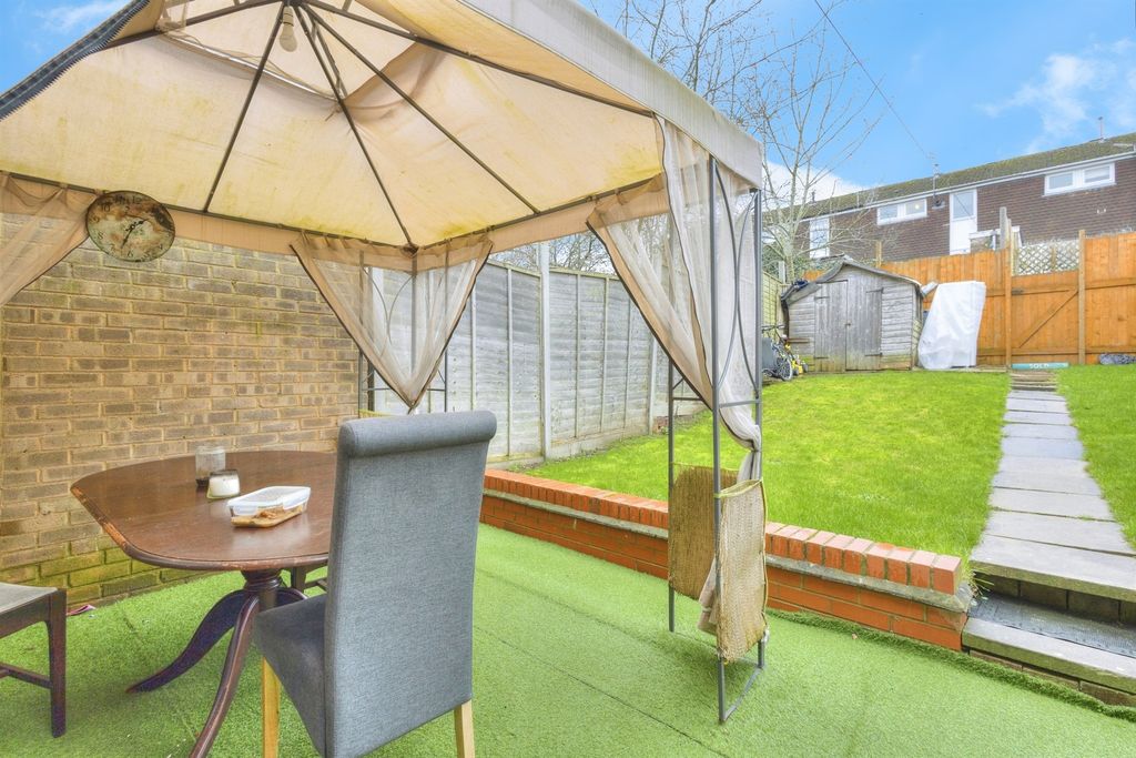 Property photo 3 of 16