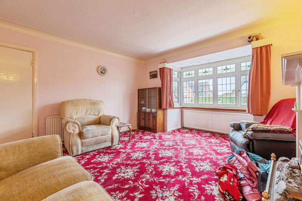 Property photo 3 of 17 Photo