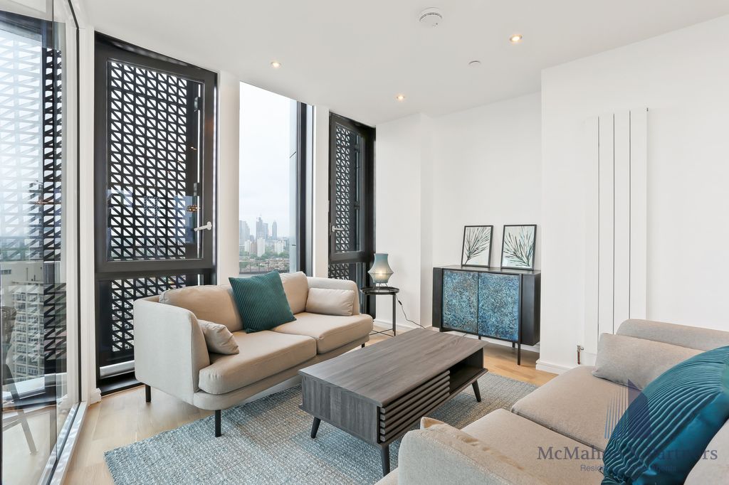 Property photo 2 of 21